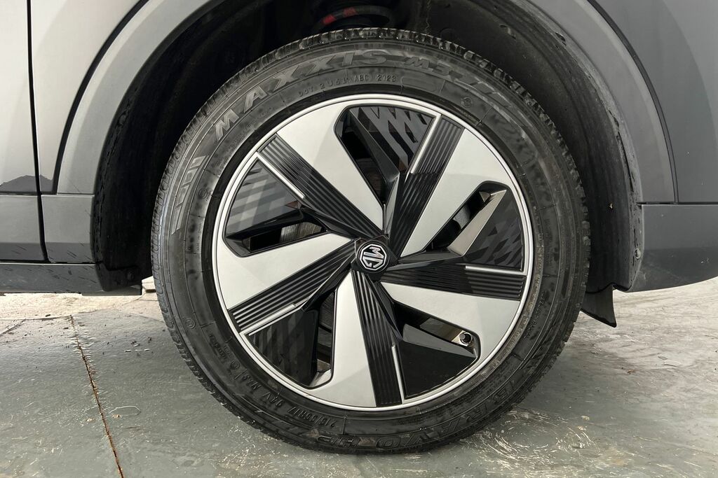 MG ZS 51.1Kwh Trophy Connect #5