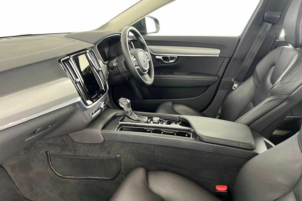 Volvo V90 T4 Momentum Plus Grey #4