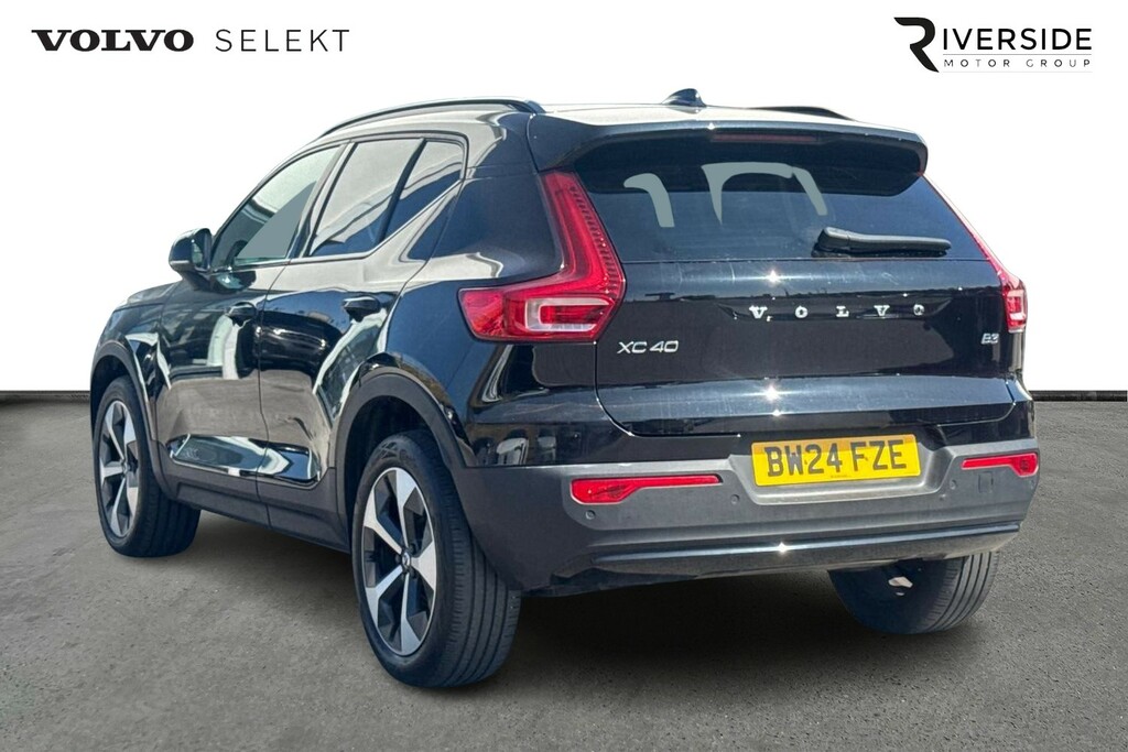 Volvo XC40 Plus, B3 Mild Hybrid, Dark BW24FZE Black #5