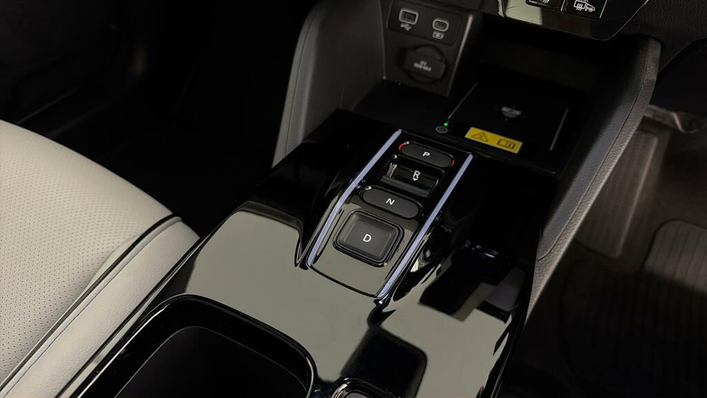 Honda e:Ny1 68.8Kwh Elegance Suv 204 Ps Black #19