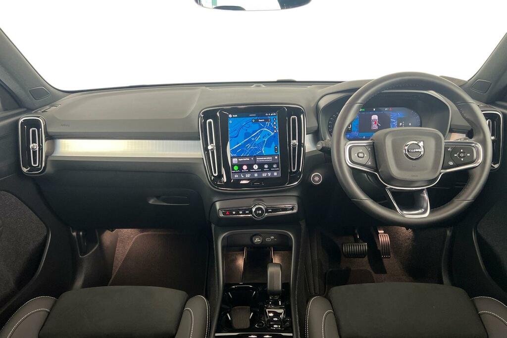 Volvo XC40 B3 Black Edition Plus, Mild Hybrid, Black #6
