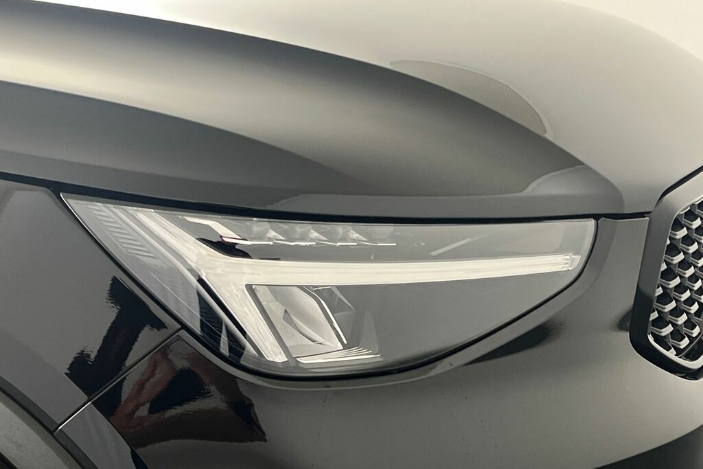 Volvo XC40 Ultra, B4 Mild Hybrid, Bright Blond Leat Grey #18