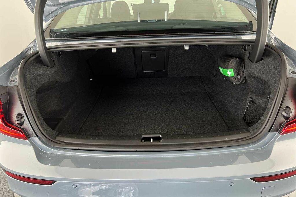 Volvo S60 Recharge Plus, T8 Plug-in Hybrid, Dark Ex  #16
