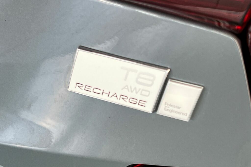 Volvo S60 Recharge Plus, T8 Plug-in Hybrid, Dark Ex  #44