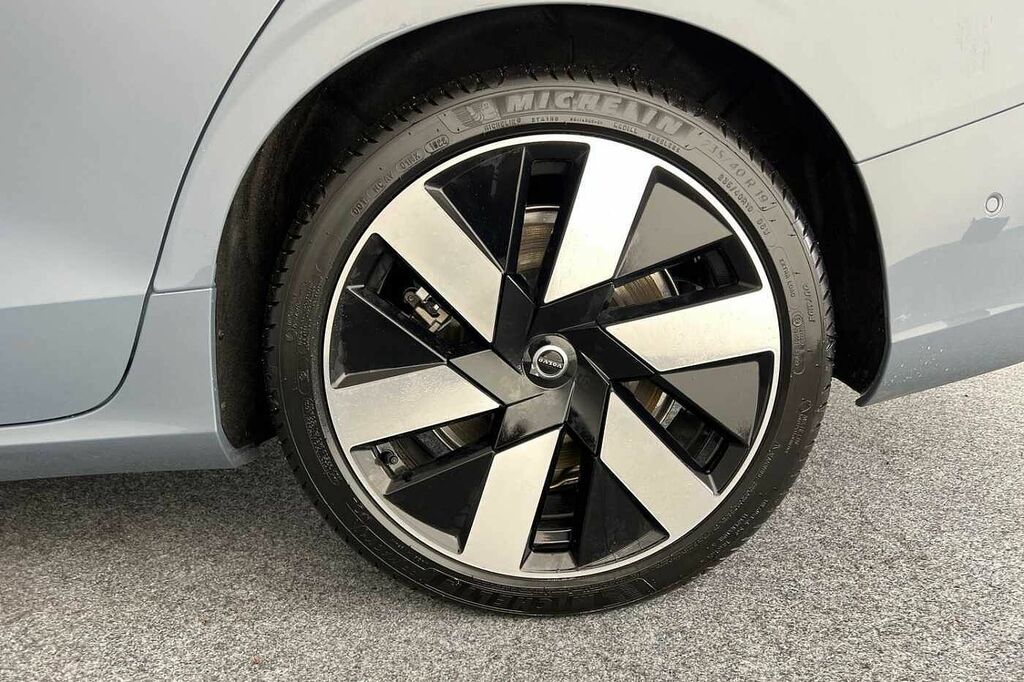 Volvo S60 Recharge Plus, T8 Plug-in Hybrid, Dark Ex  #58