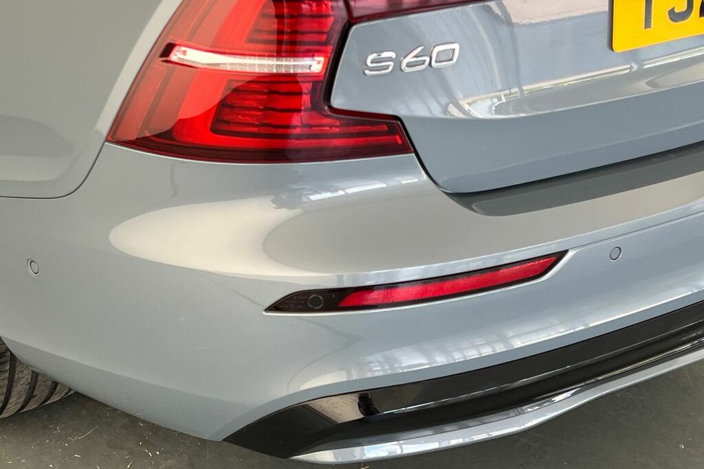 Volvo S60 Recharge Plus, T8 Plug-in Hybrid, Dark Ex  #41