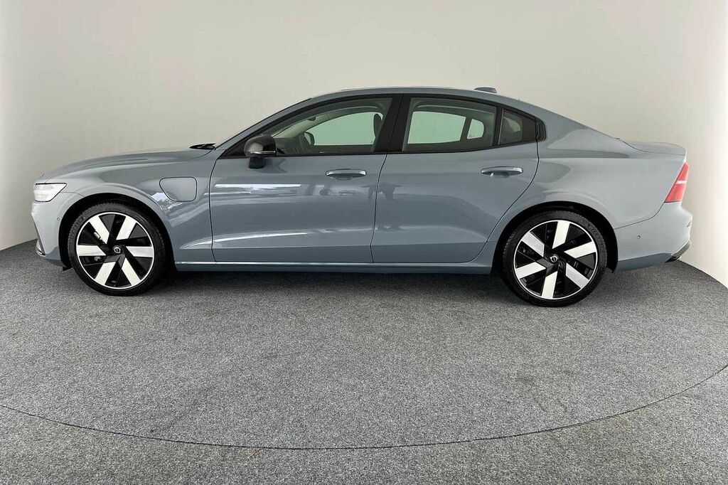 Volvo S60 Recharge Plus, T8 Plug-in Hybrid, Dark Ex  #47
