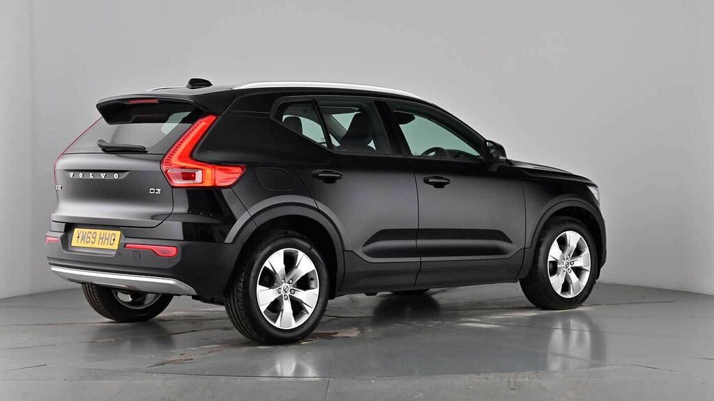 Volvo XC40 D3 Momentum Rear Park Assist, Winter, Sat Black #66