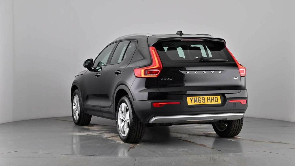 Volvo XC40 D3 Momentum Rear Park Assist, Winter, Sat Black #59