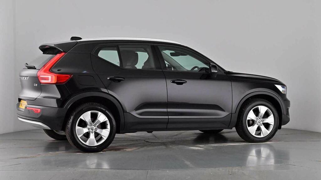 Volvo XC40 D3 Momentum Rear Park Assist, Winter, Sat Black #68