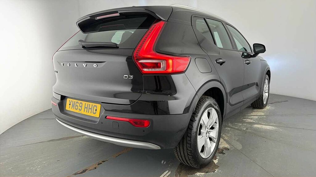 Volvo XC40 D3 Momentum Rear Park Assist, Winter, Sat Black #27