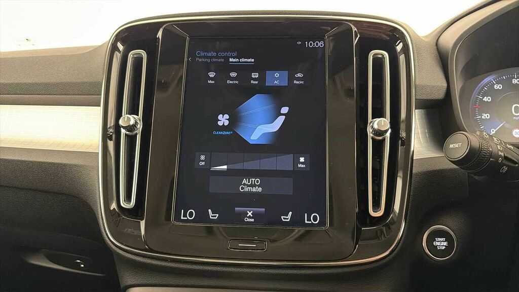 Volvo XC40 D3 Momentum Rear Park Assist, Winter, Sat Black #16