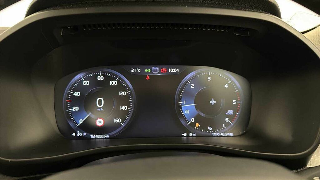 Volvo XC40 D3 Momentum Rear Park Assist, Winter, Sat Black #15