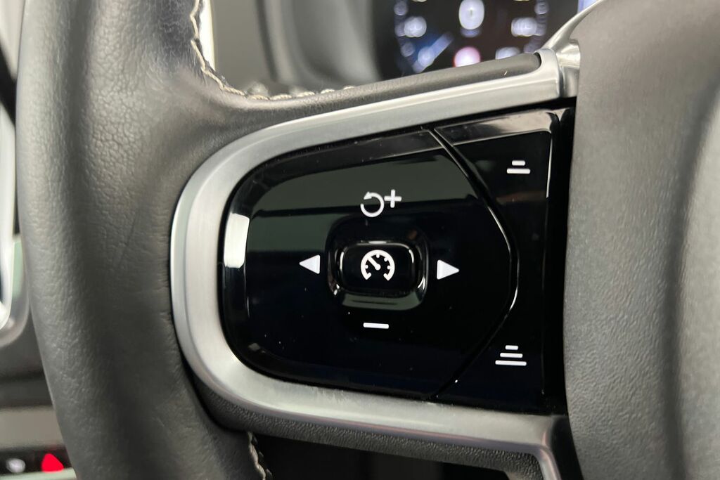 Volvo XC90 2.0 B5 Mhev Momentum 4Wd Euro 6 Ss Grey #11