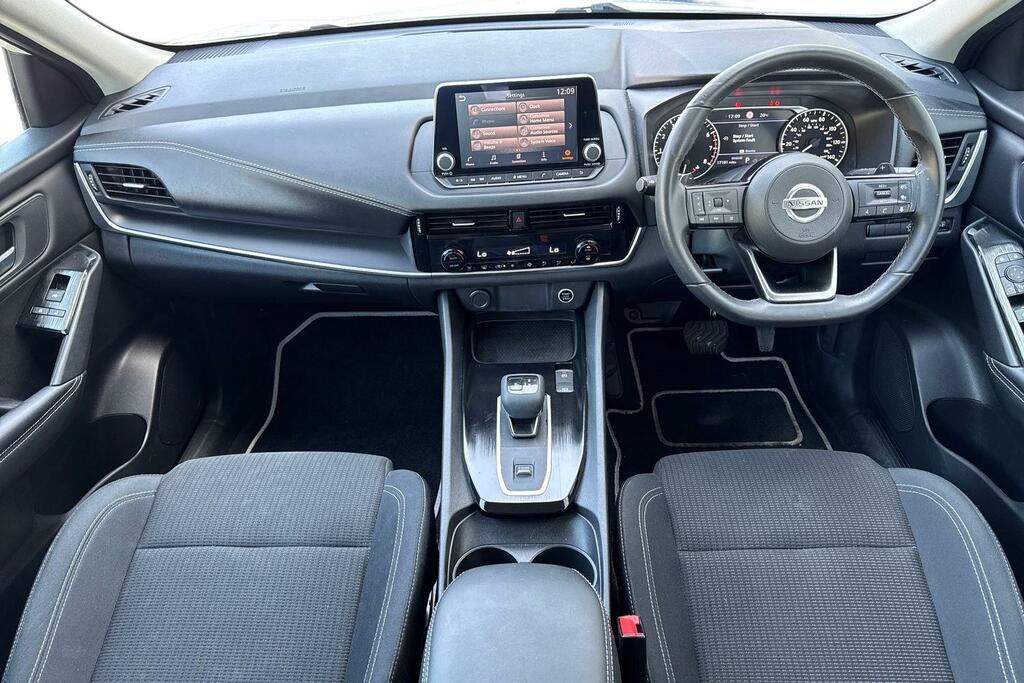 Nissan Qashqai 1.3 Dig-t Mhev Acenta Premium Xtron Euro 6 Ss 5 GF71UJP White #6
