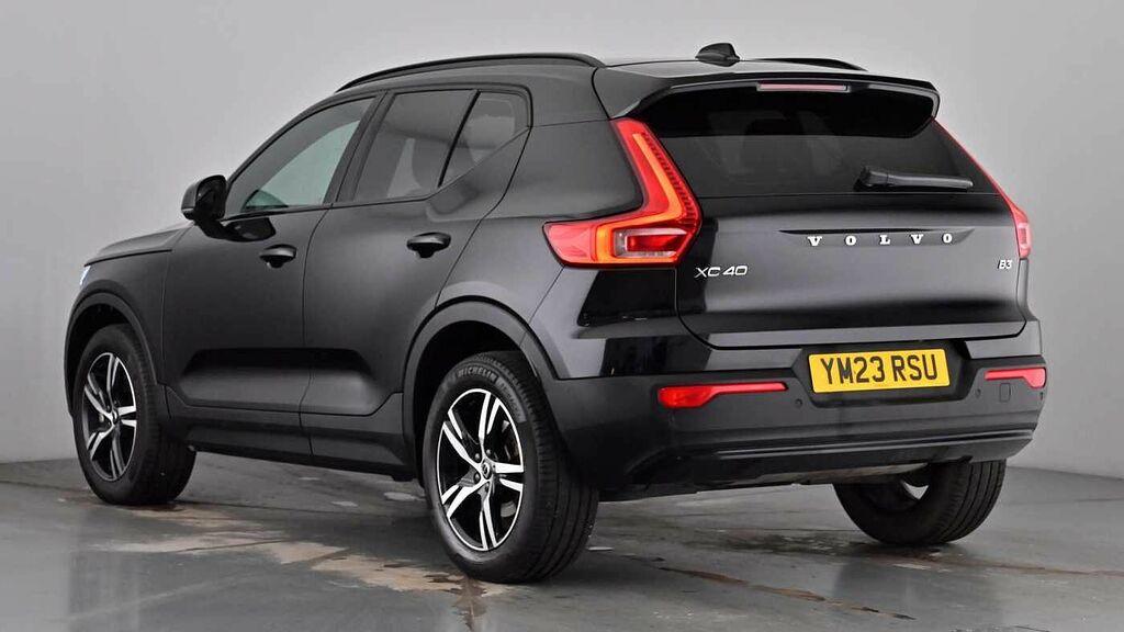 Volvo XC40 B3 Plus Dark Mild Hybrid 360 Camera Heated Black #2