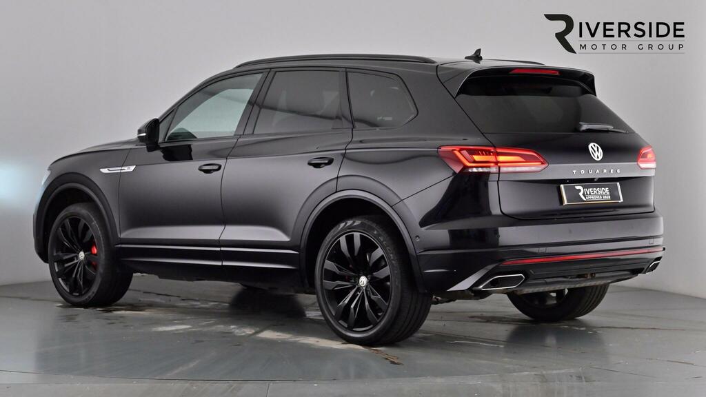 Volkswagen Touareg 3.0 Tdi V6 R-line Tech Tiptronic 4Motion Euro 6 S Black #2