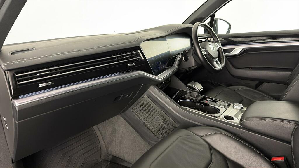Volkswagen Touareg Tdi V6 R-line White #8