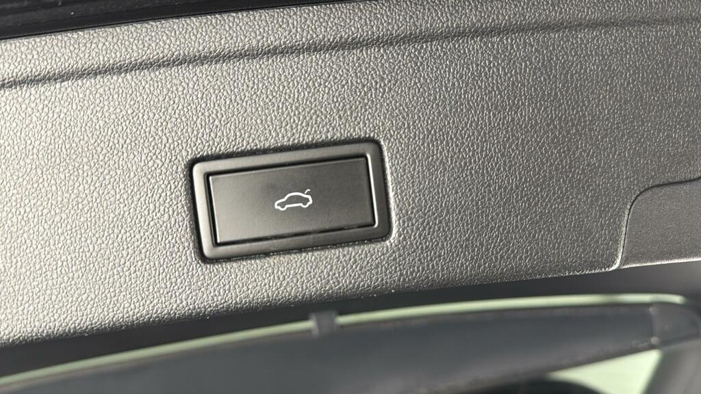 Volkswagen Touareg Tdi V6 R-line White #31