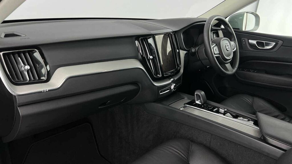 Volvo XC60 Core, B5 Awd Mild Hybrid, Grey #3