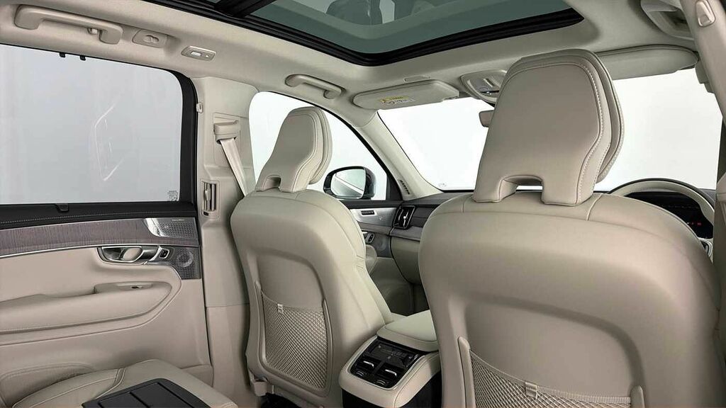Volvo XC90 Plus, T8 Awd Plug-in Hybrid, Dark Black #35