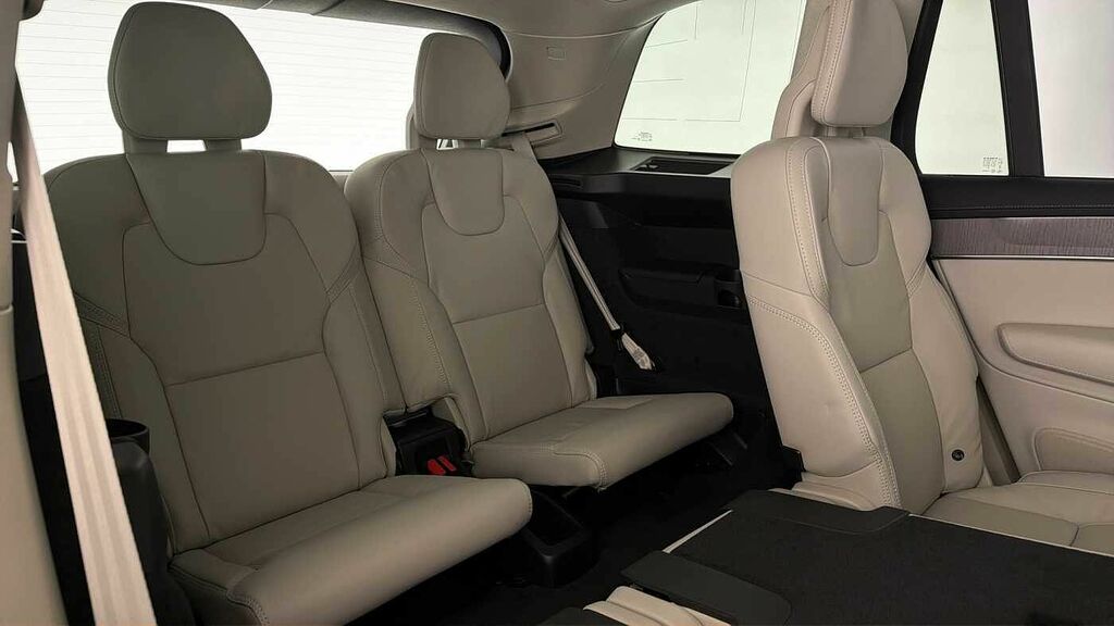 Volvo XC90 Plus, T8 Awd Plug-in Hybrid, Dark Black #29
