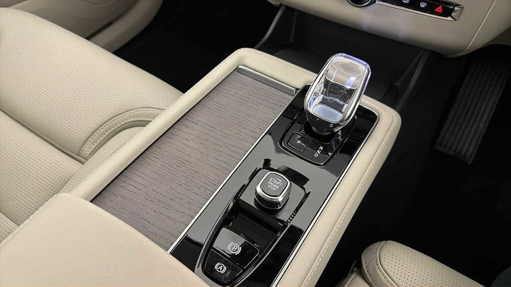 Volvo XC90 Plus, T8 Awd Plug-in Hybrid, Dark Black #14