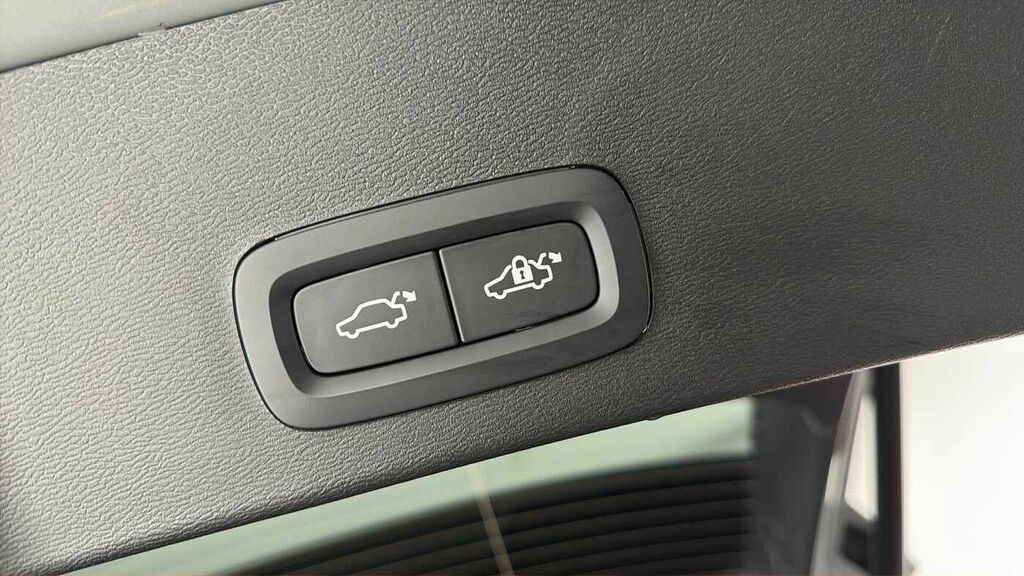 Volvo XC40 2.0 Ultra, B4 Mild Hybrid, Dark Sunroof, #32