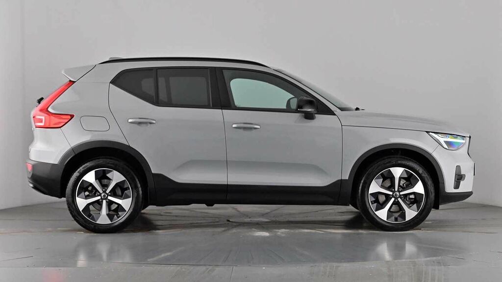 Volvo XC40 Xc40 Plus Dark B3 Mild Hybrid Dark Tints Grey #4