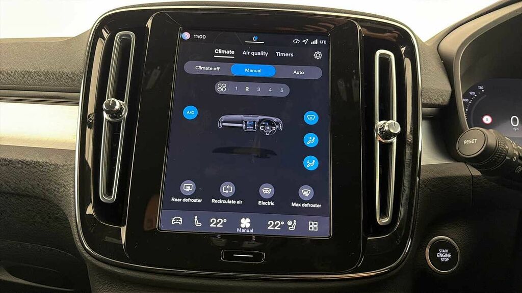 Volvo XC40 2.0 Ultra, B4 Mild Hybrid, Dark Sunroof, #16