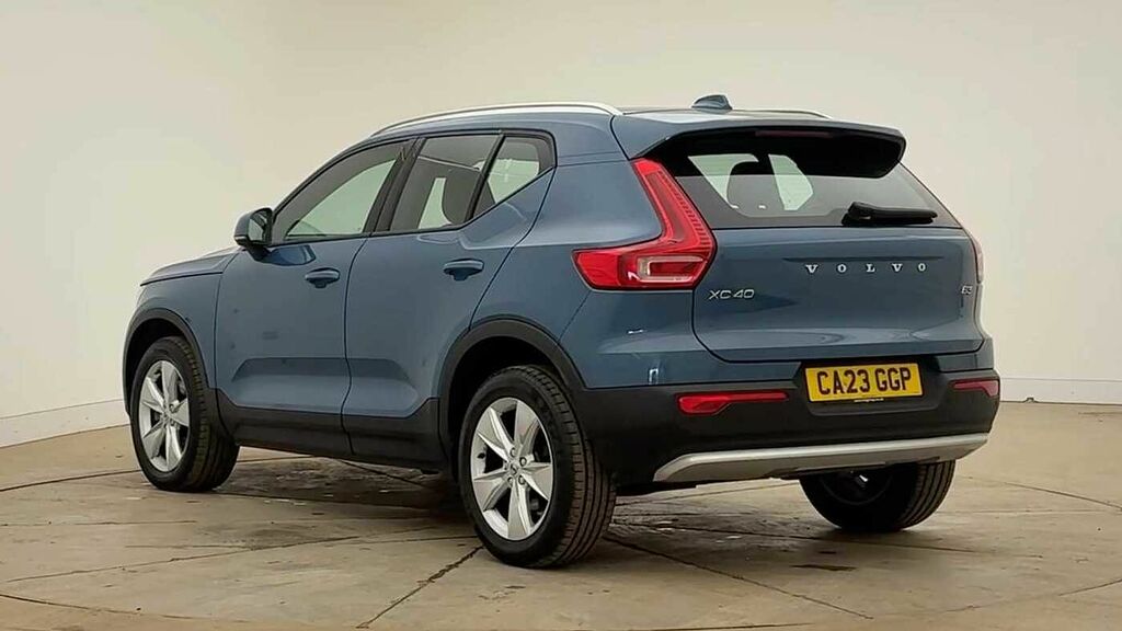 Volvo XC40 Core, B3 Mild Hybrid, CA23GGP Blue #2
