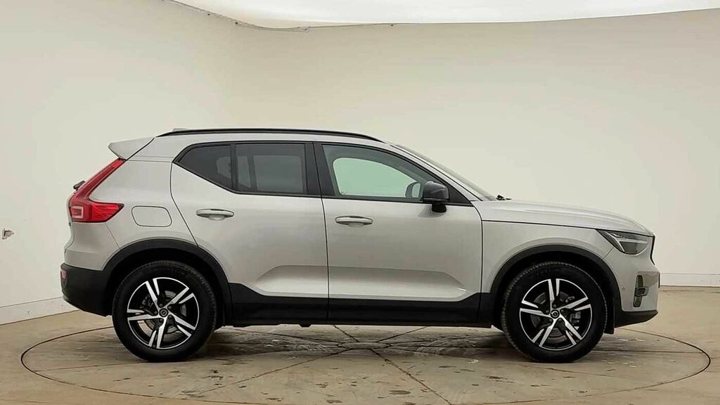 Volvo XC40 Plus, B3 Mild Hybrid, Dark Silver #4