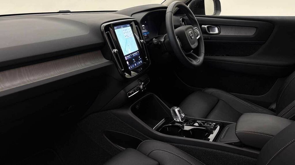 Volvo XC40 Plus, B3 Mild Hybrid, Dark Silver #3