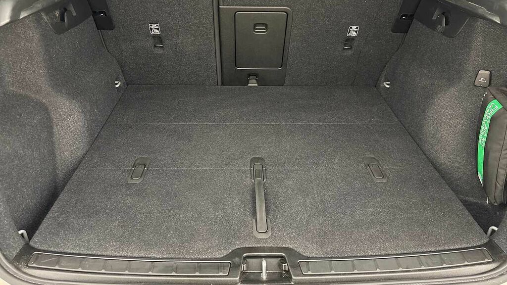Volvo XC40 Plus, B3 Mild Hybrid, Dark Silver #6