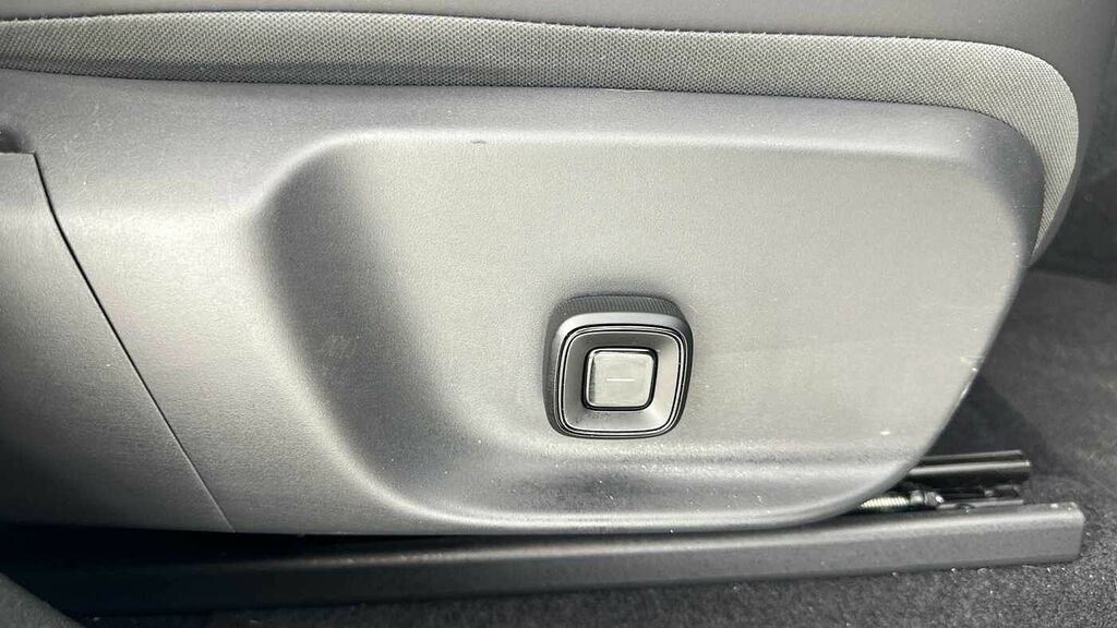 Volvo EX30 Plus, Twin Motor Performance, White #19