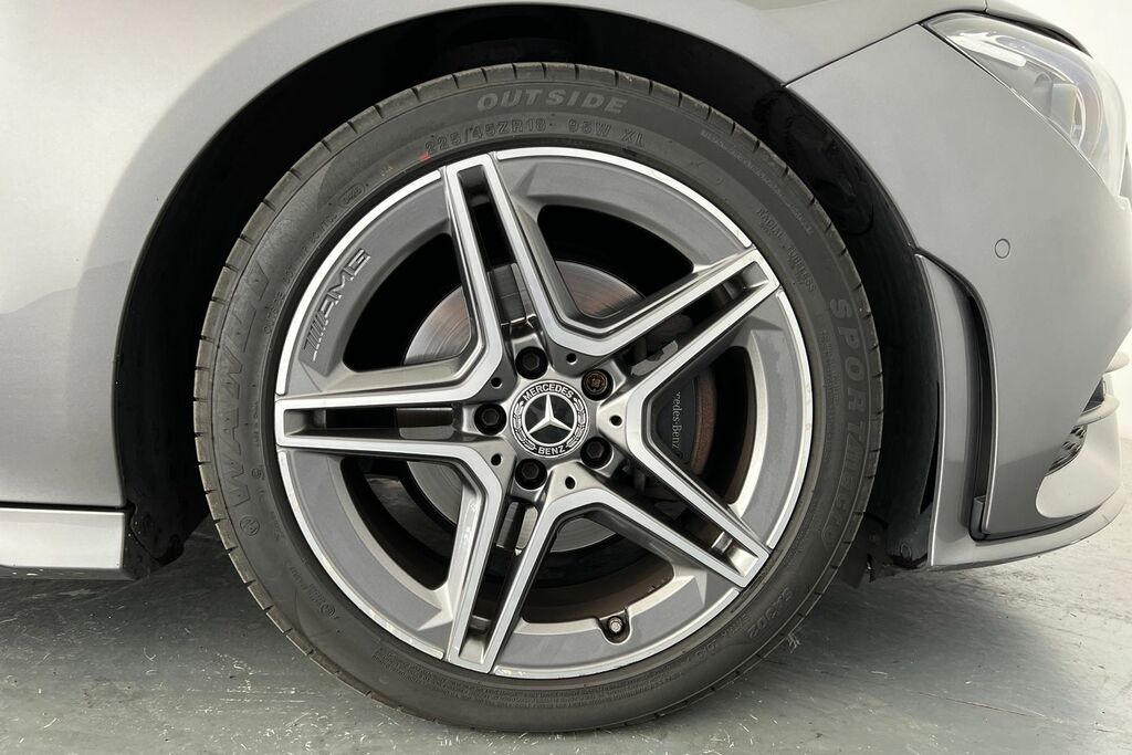 Mercedes-Benz CLA Class 1.3 Cla180 Amg Line Coupe 7G-dct Euro 6 Ss Grey #5