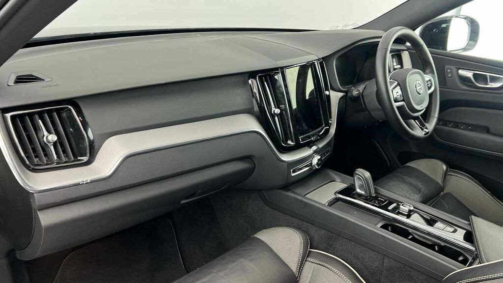 Volvo XC60 R-design, B5 Awd Mild Hybrid Grey #3