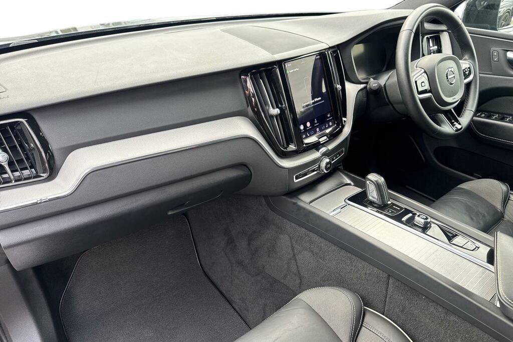 Volvo XC60 R-design, B4 Awd Mild Hybrid YP22VTL Blue #4