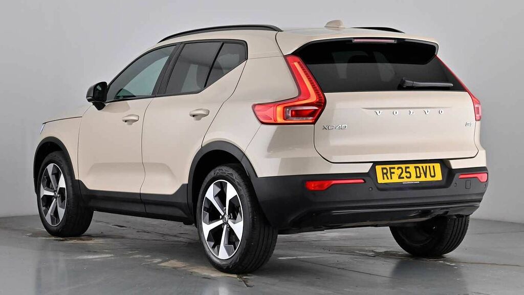 Volvo XC40 Plus Dark B4 Mild Hybrid Dark Tints Heated Seats G #2