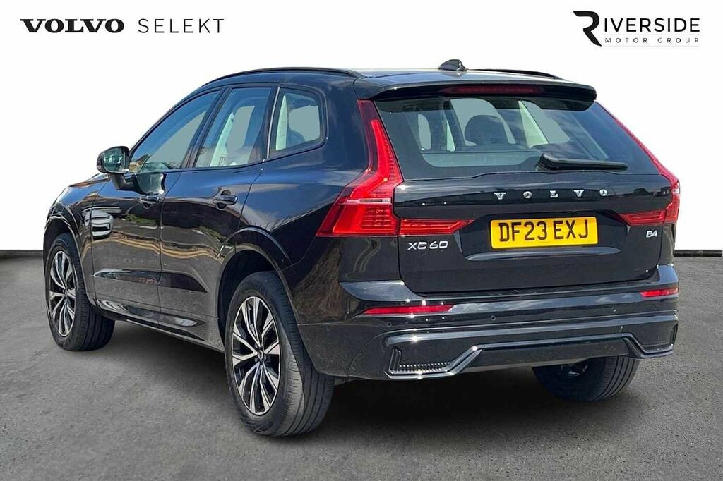 Volvo XC60 Plus, B4 Mild Hybrid, Dark DF23EXJ Black #5