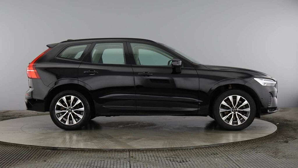 Volvo XC60 Plus, B4 Mild Hybrid, Dark Black #4
