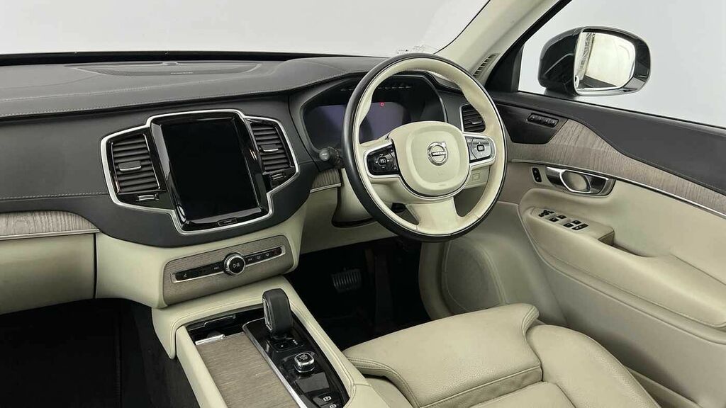 Volvo XC90 Plus Black #8