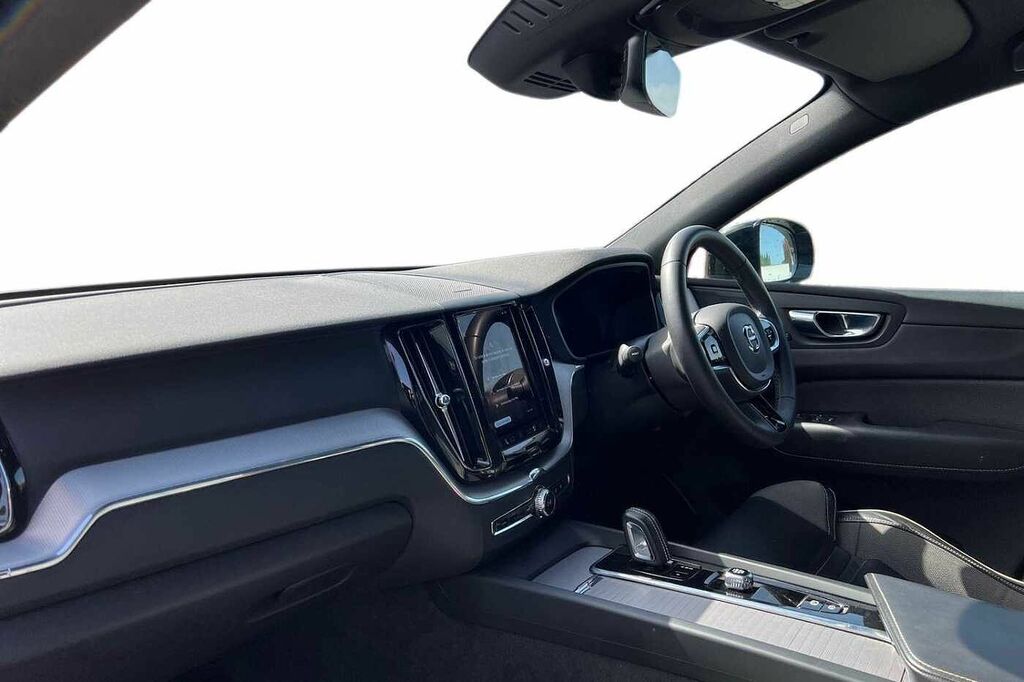 Volvo XC60 Recharge R-design Pro, T8 Awd Plug-in Hybridclima CF71UYT Grey #2