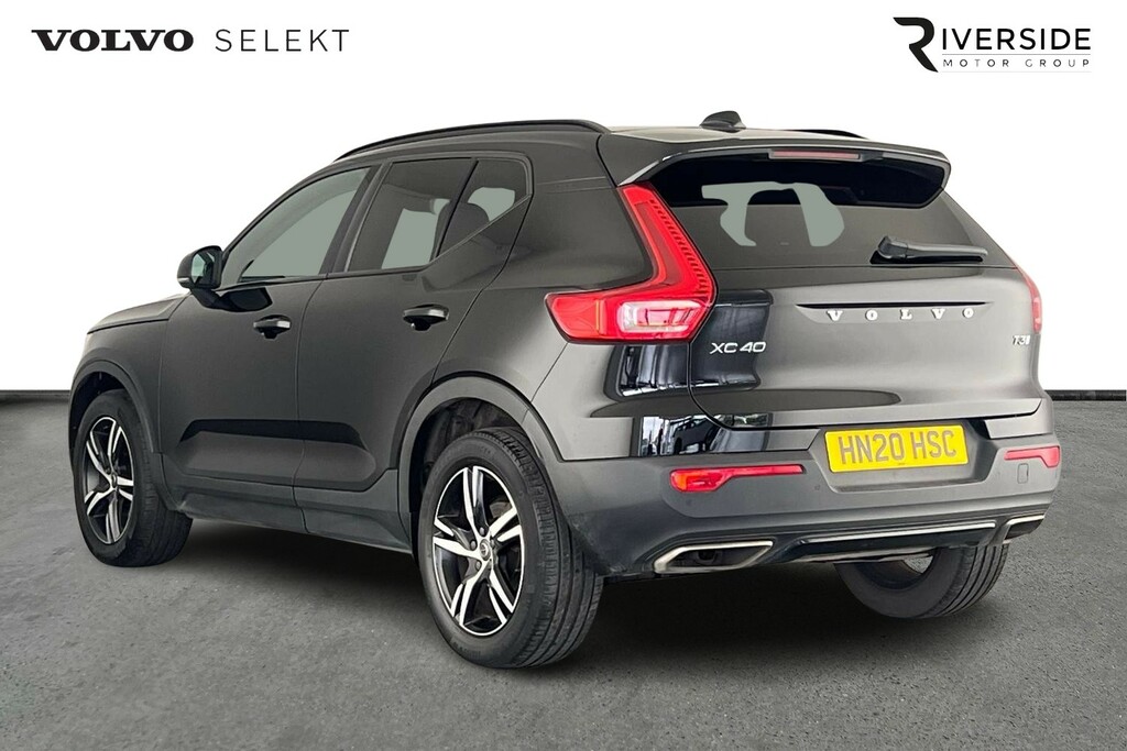 Volvo XC40 T3 R-design Black #3