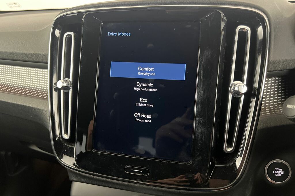 Volvo XC40 T4 Awd R-design Pro Blue #37