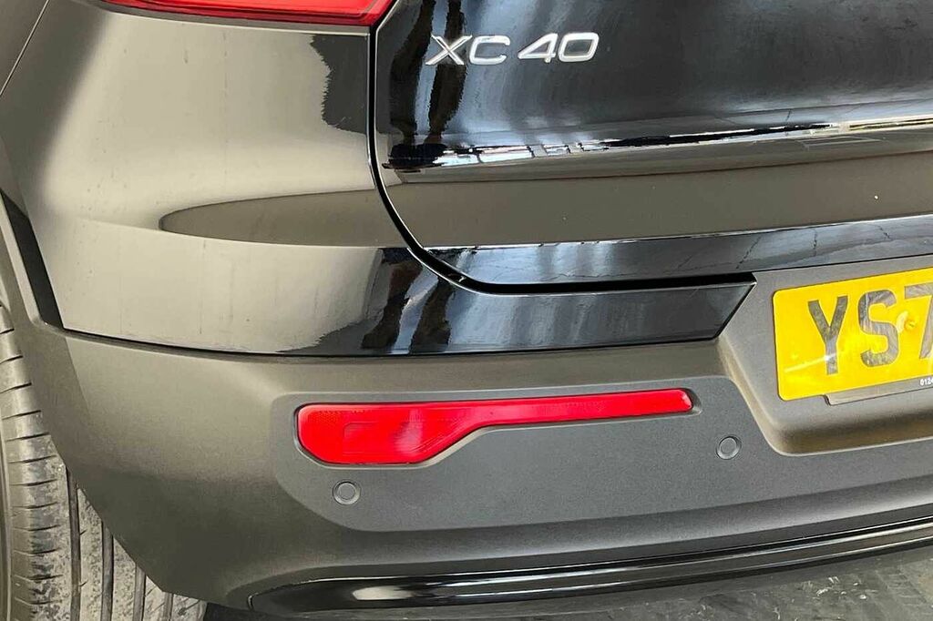 Volvo XC40 2.0 B3p Core Black #41