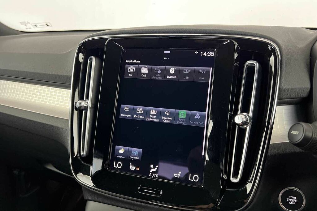 Volvo XC40 2.0 B3p Core Black #70