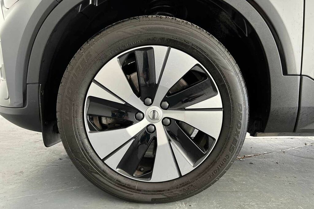 Volvo XC40 2.0 B3p Core Black #52