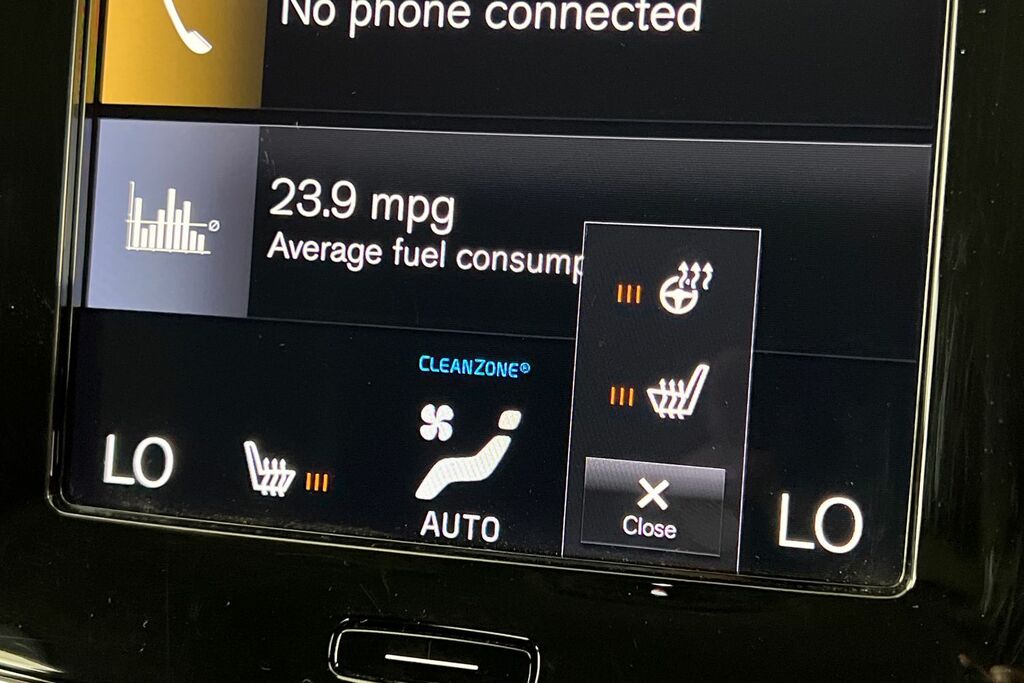 Volvo XC40 2.0 B3p Core Black #68