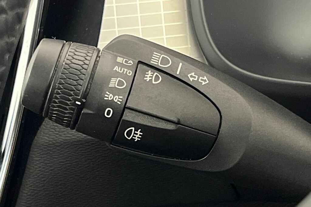Volvo XC40 2.0 B3p Core Black #64